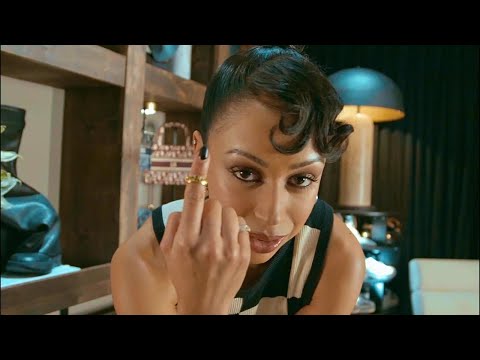 The Closet with Liza