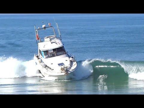 📛 INCROYABLES VAGUES ET ADRÉNALINE DANS LA PASSE DE CAPBRETON 🥶🌊. @ALEX.ROLLAND