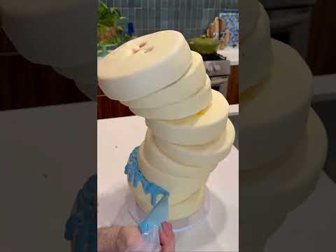 How do you like my Disney cake? Am I giving Sleeping Beauty?