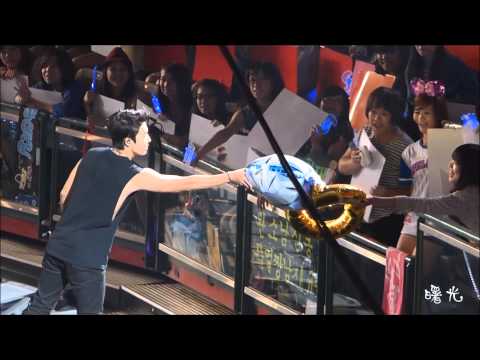 2013.08.12 SS5 in 台灣 Super Junior - Talk+Marry U