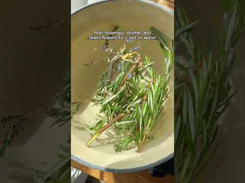 A Simmer Pot for that Fresh Spring Smell #apartmenttherapy #springtime #cleaningtips