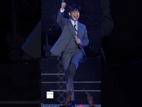 이찬원 첫 시작 포즈만으로도 시선 강탈하는 갓또배기 #진또배기 #한밭새마을금고MG음악회