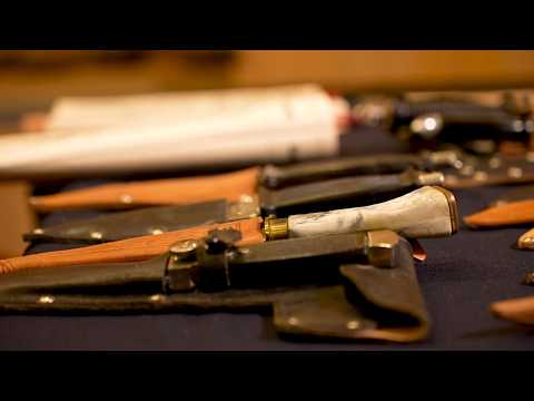 Советские номерные ножи опытного производственного комбината МООиР в Музее охоты