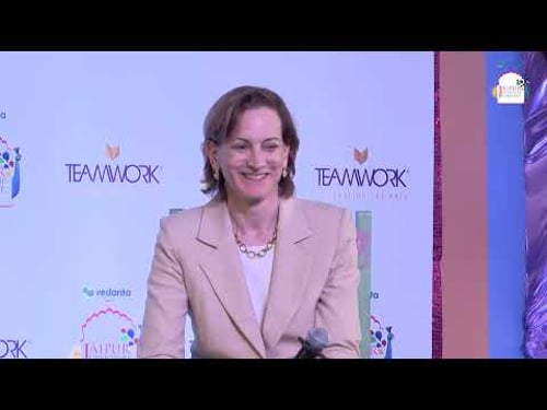 Autocracy, Inc: The Dictators Who Want to Run the World | Anne Applebaum with Edward Luce