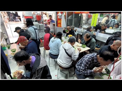 香港燒味飯 Roast Pork Rice Yummy Hong Kong Food 今天初二做牙 商店公司買燒肉拜神 飯堂爆棚坐滿人 店外排長龍 師傅斬燒豬斬燒味飯斬到手軟 香港美食 百富豪燒臘飯店
