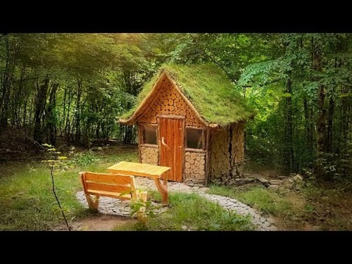 The construction of the wooden House is completed. Bushcraft Alone