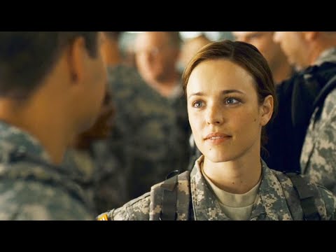 士兵战场受伤重归家乡,却惊觉家庭早已物是人非,生活所迫只能再次服役军队!【光影】