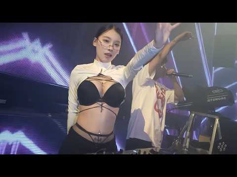 1 Hour | 周传雄 - 青花 (DjMG FunkyHouse Remix 2025) Thanh Hoa / Qing Hua - Châu Truyền Hùng #dj抖音版2025