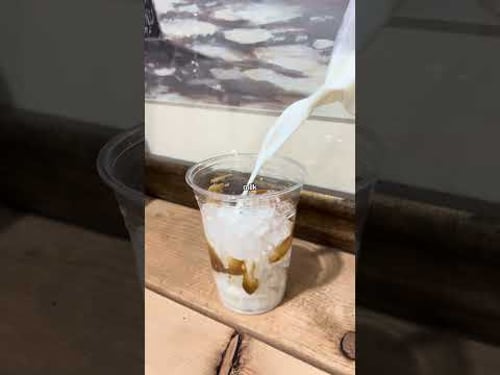 my quick iced salted biscoff caramel latte ๐ฎ๐งโ๏ธ๐ #coffeeathome #icedlatte #coffee #espresso