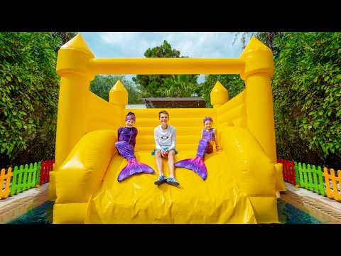 Bermain Putri Duyung Dan Bola Air Bersama π¦