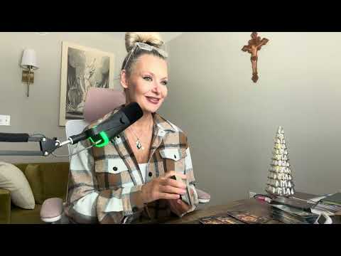 Don’t let anyone steal UR joy witchy Wooha projection 2 trap U #tarot #spirituality #protection #joy