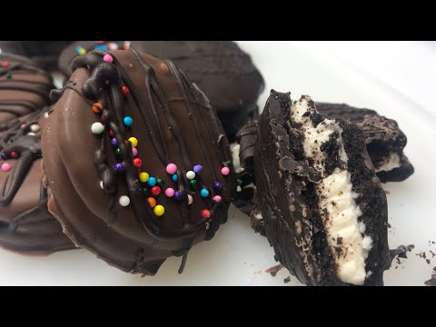 Chocolate Covered Cheesecake Oreos😋