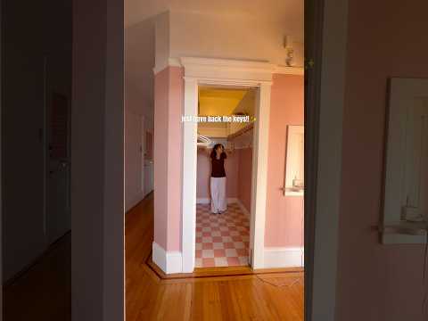 finally get to show you whatโs behind the murphy doors ahahaha #emptyapartment