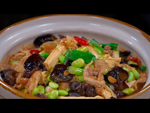 木耳搭配腐竹真是绝配,简单一做,鲜香滑嫩又多汁,好吃下饭,上桌孩子抢着吃#like #家庭菜 #delicious