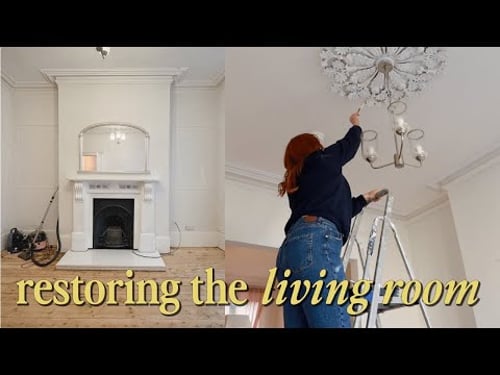 Restoring the living room in our Victorian home | Painting the ceiling rose and finishing the floors