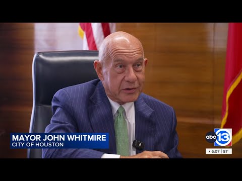 $115M in public safety funds frozen after city's immigration policy change, mayor's office says