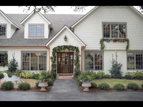 Traditional Christmas Home Tour | Dreamy Cozy Holiday Tour with Blooming Ivy Lane ❤️