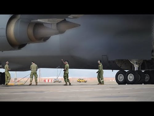 Starting Largest US Air Force Plane Ever Built