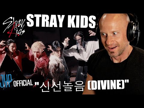 Uhh... First time hearing Stray Kids. Reaction & ANALYSIS of "신선놀음 (DIVINE)"