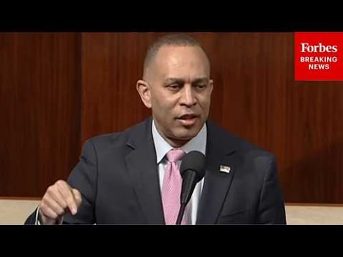 BREAKING NEWS: Hakeem Jeffries Uses Rare Magic Minute Rule To Rail Against ICE, Demand DHS Funding