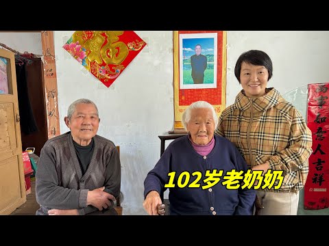山东102岁老人6个子女,说话幽默风趣,生活习惯与众不同