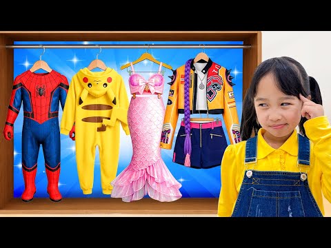 Eric Lily & Alexa's Secret Costumes at School! Funny Kids Story