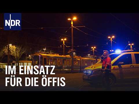 Öffi-Funkwagen in Hannover: Mit Blaulicht zu Bus und Bahn | Die Nordreportage | NDR Doku