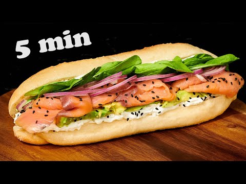 Salmon and avocado sandwich in 5 minutes. Super tasty and easy to make.