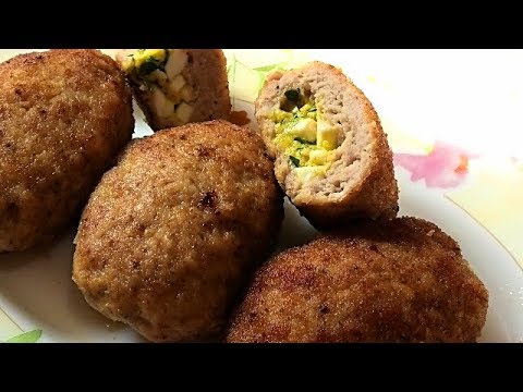 Зразы мясные с яйцом и сыром.