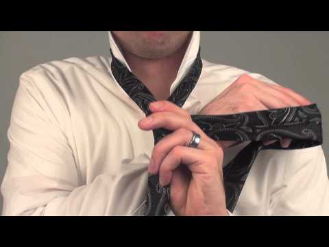 How to tie a tie 1 minute tutorial