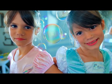 Elsa's Princess Pretend Play with Ariel, Jasmine, Maleficent, Sleeping Beauty, and MORE!