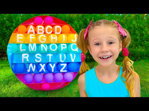 ناستيا تعلم الأبجدية الإنجليزية بالأنشطة الصيفية! تجميع الفيديو للأطفال