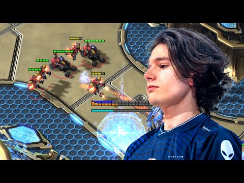 Rank 1 Protoss vs Rank 1 Terran