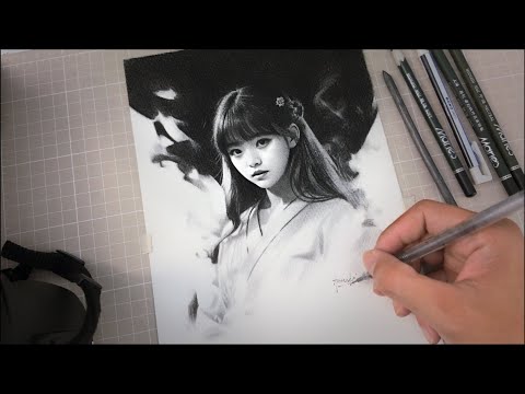 7 Reasons to Use Charcoal Over Graphite