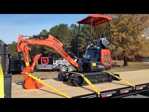 Durability Test Of A Little Chinese Excavator