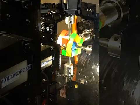 Engineering Students DESTROY Rubikโs Cube Record