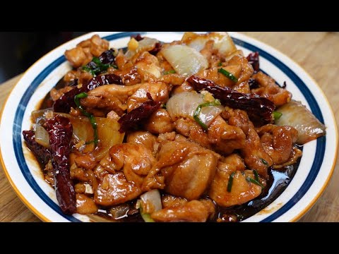 家常咸鱼炒鸡🐔咸香入味,超级下饭,配上米饭两碗都不够🍚‼️Homemade stir fry chicken with salted fish 🐔 salt and tasty, delicious