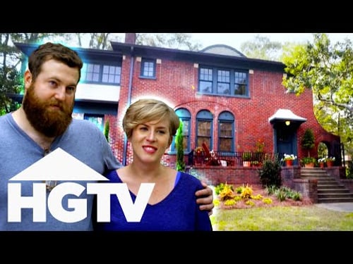 Ben & Erin Give This Italian Styled House A Complete Makeover | Home Town