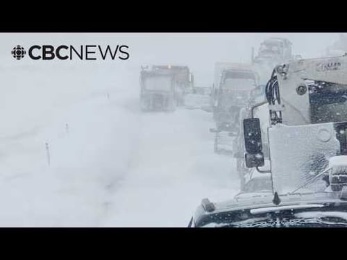 Motorists stranded for 15 hours on Alberta highway due to heavy snow