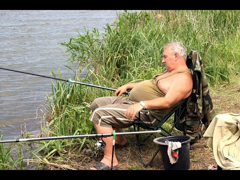 Рыбаки приколы на рыбалке 2020/Пьяные на рыбалке 2020/Девушки на рыбалке 2020