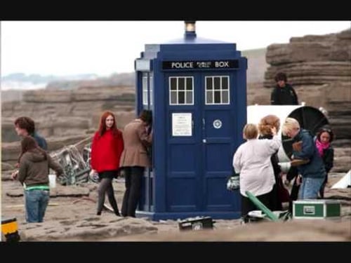 Matt Smith's high quality pics 1st day filming