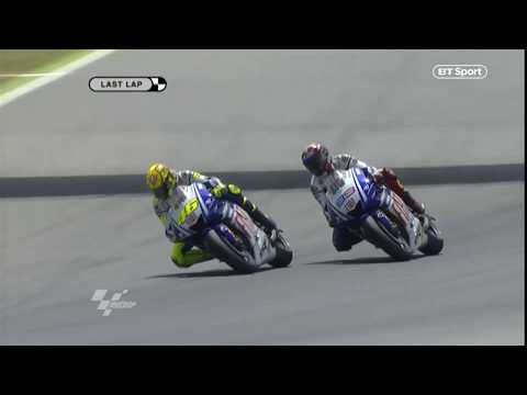The greatest last lap in MotoGP history | Valentino Rossi vs Jorge Lorenzo, 2009