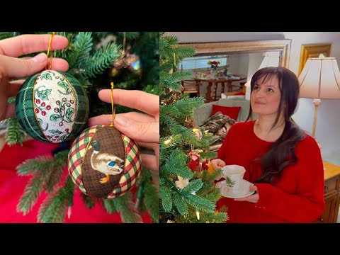 A Vintage Christmas in Our Cottage | Two Quiet Days of Snow & Handmade Ornaments