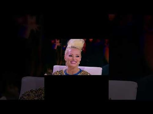 Nu și-au folosit mâinile să cânte la pian, ci... 🤣🤣🤣