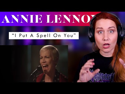 Annie Lennox Vocal ANALYSIS of "I Put A Spell On You" And I'm Now Smitten.