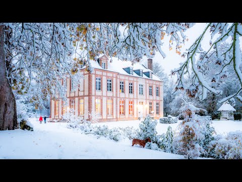 Decorating our French Chateau for Christmas