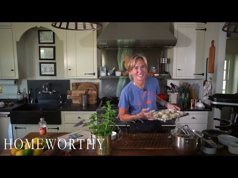 Crowd-Pleasing Recipes for Casual Gatherings l At Home With Ruth McKeaney