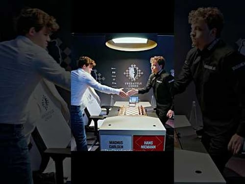 Magnus Carlsen is late vs Hans Niemann👀