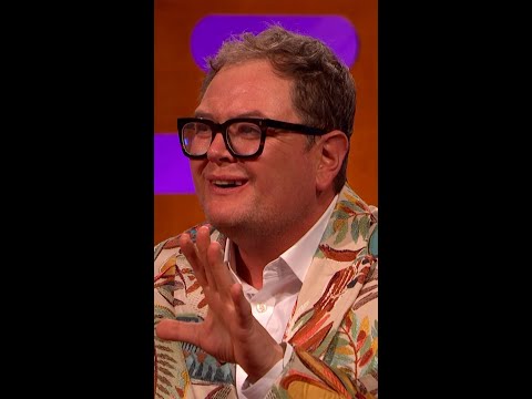 Alan Carr Teaches Kate Winslet How To Become A Traitor - BBC