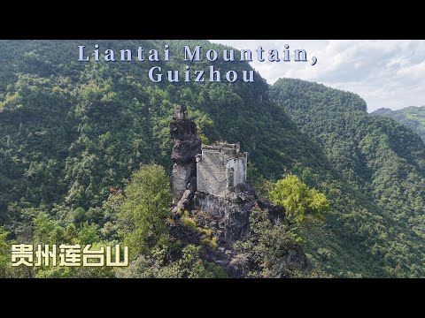 中国贵州悬崖上的 “神秘孤屋”:爬 3个多 小时绝壁才发现,这根本不是房子,是座千年悬空寺!